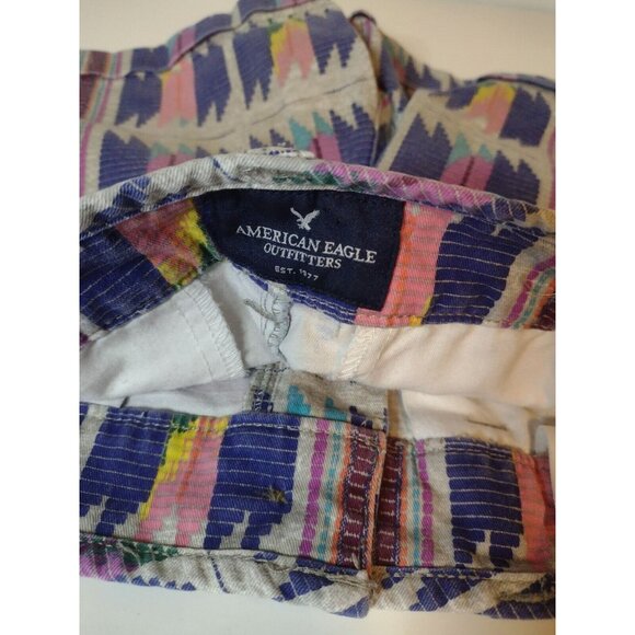 American Eagle Midi Stretch Cuff Shorts Size 00 Southwest Aztec Pockets Tribal - Picture 3 of 9